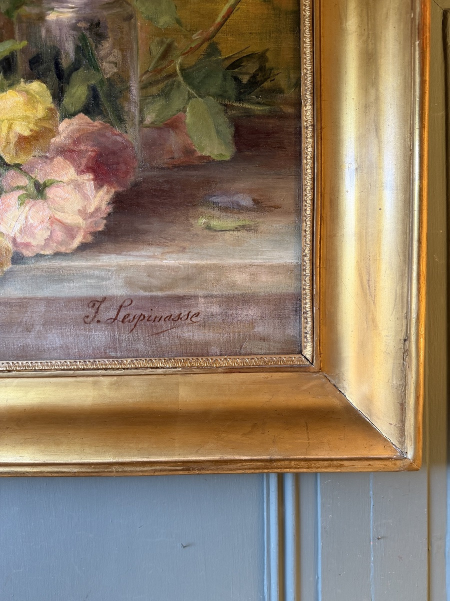 Jetée de roses anciennes et bouquet d'iris de Théodore Lespinasse-photo-1