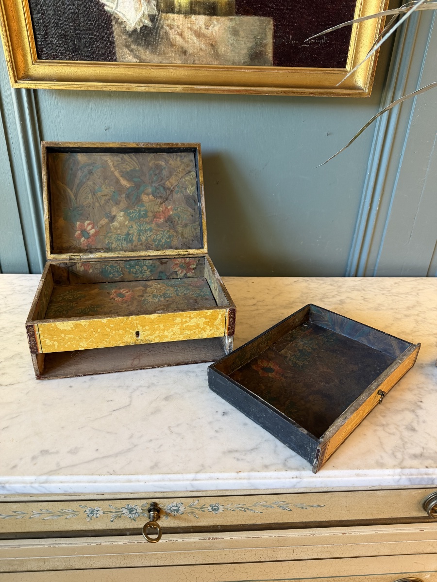 Early 19th Century Lacquered Wood Box-photo-3