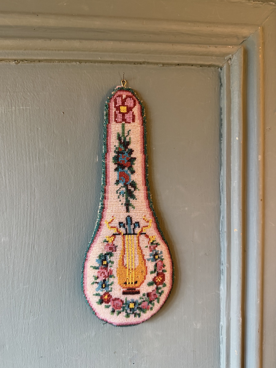 Pair Of Pearl Embroideries With Lyre Design-photo-1