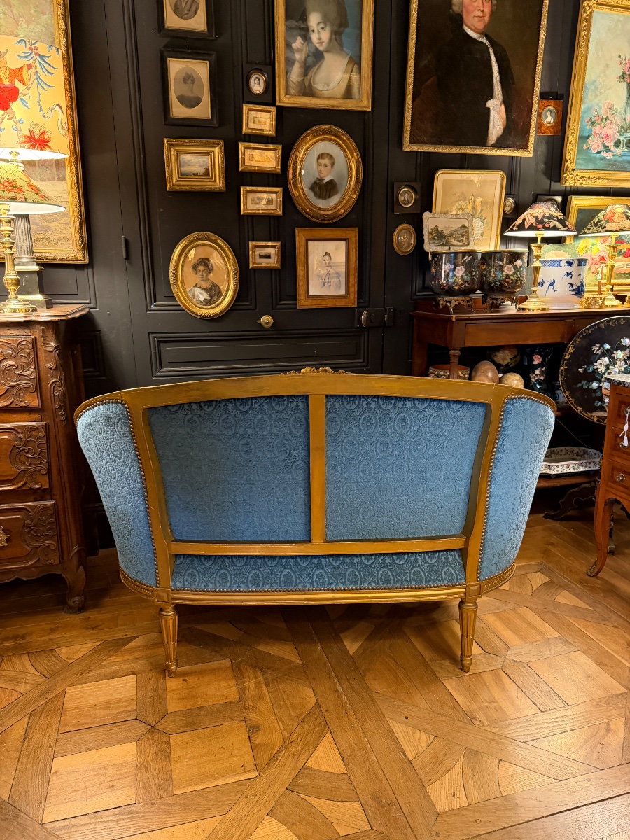 Canapé corbeille en bois doré de style Louis XVI-photo-1