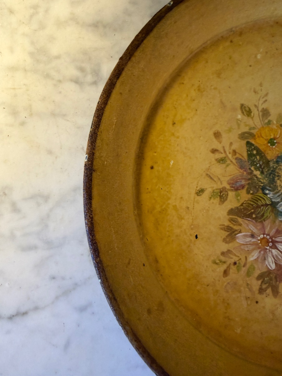 Small Painted Sheet Metal Tray, 25 Cm In Diameter-photo-1