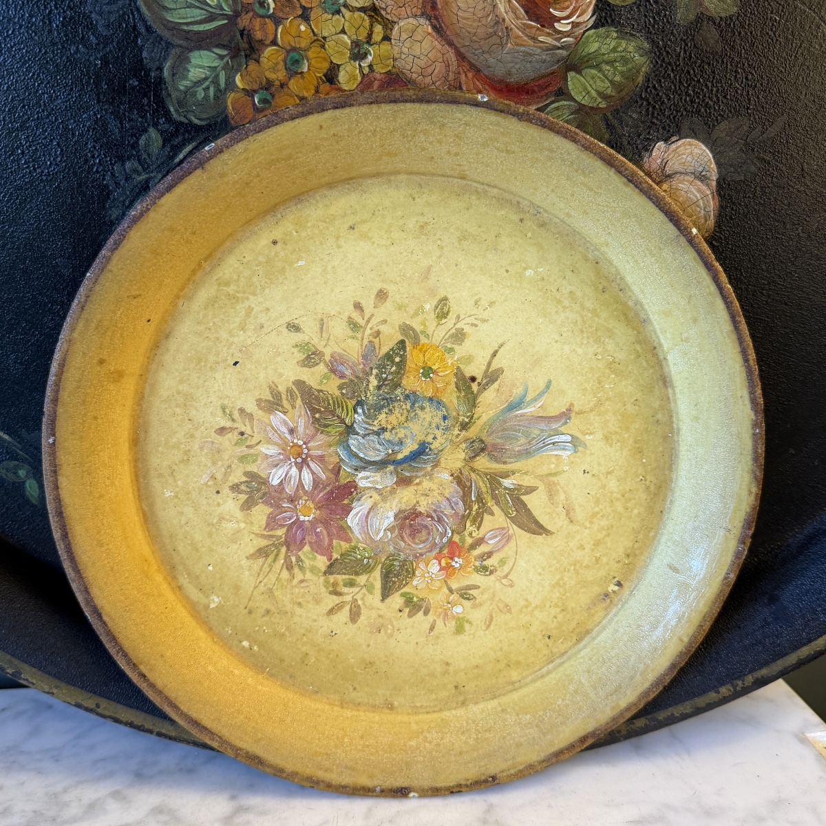Small Painted Sheet Metal Tray, 25 Cm In Diameter