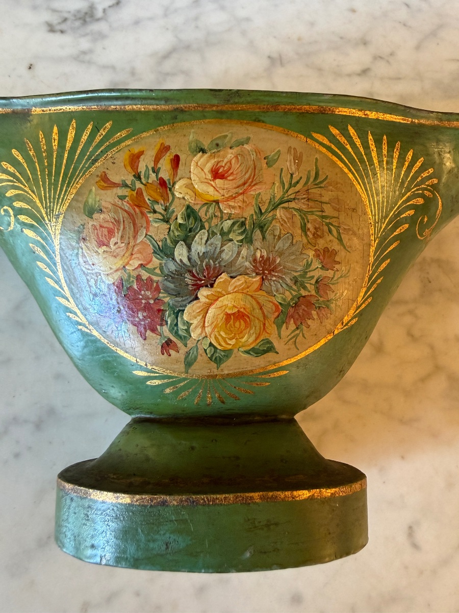 Small Painted Sheet Metal Planter With A Floral Design-photo-5