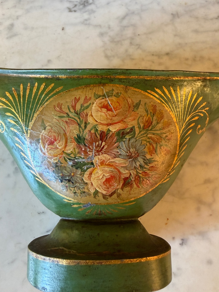 Small Painted Sheet Metal Planter With A Floral Design-photo-7