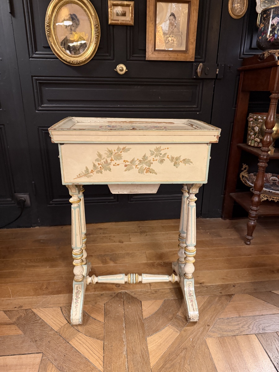 Napoleon III-style Painted Wood Cabinet-photo-1