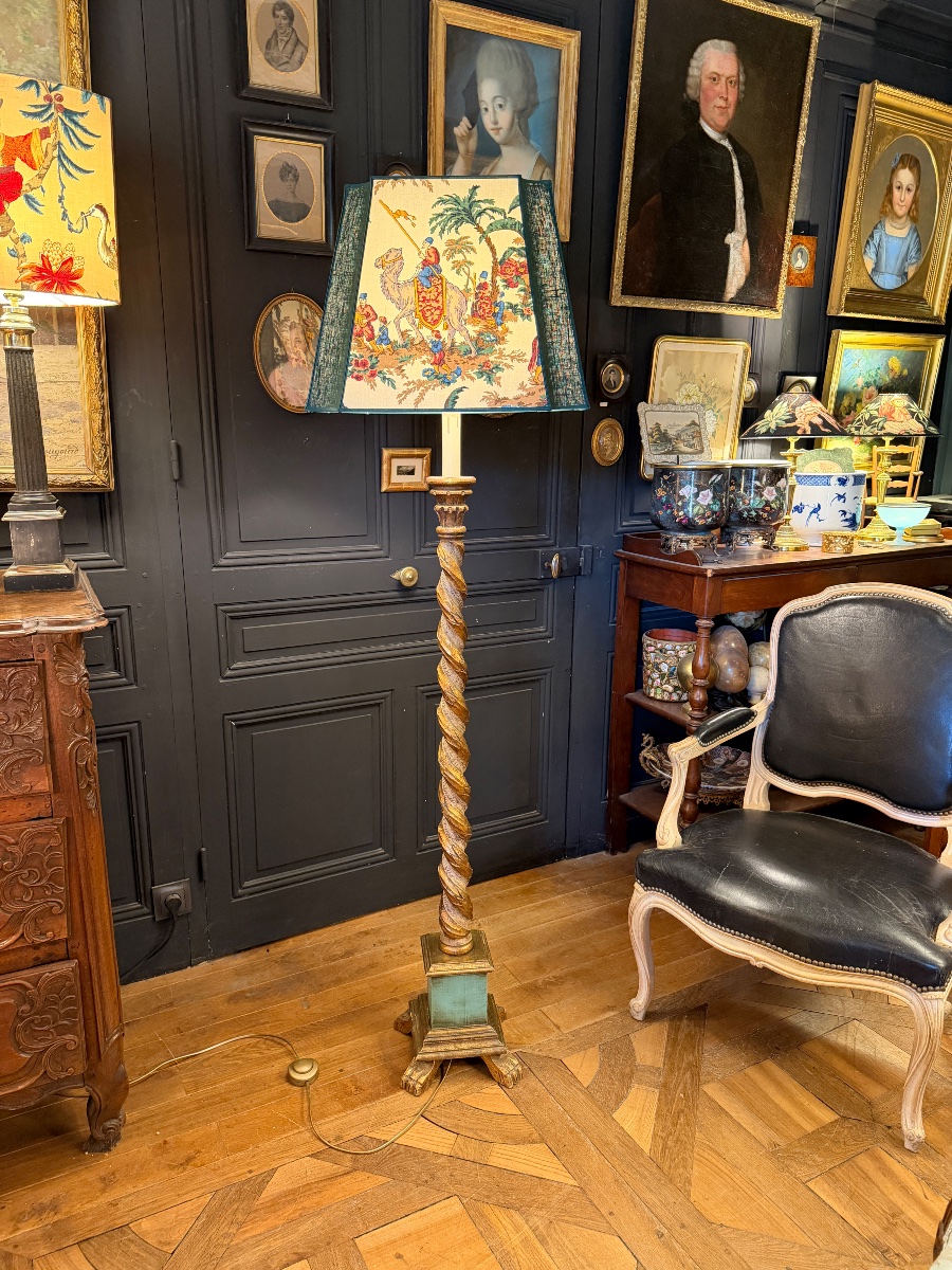 Painted Twisted Wooden Floor Lamp, Height 175 Cm-photo-4