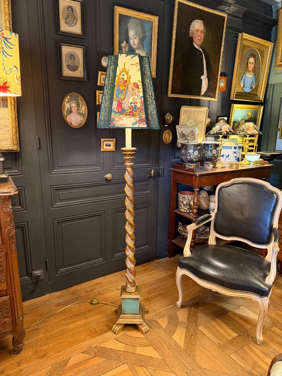 Painted Twisted Wooden Floor Lamp, Height 175 Cm-photo-1
