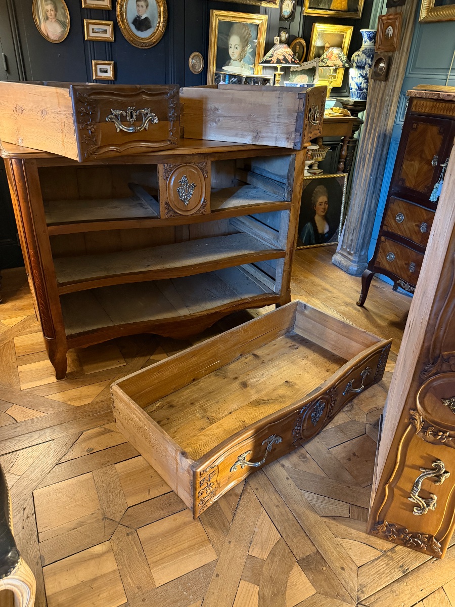 Commode en noyer massif époque Louis XV-photo-5