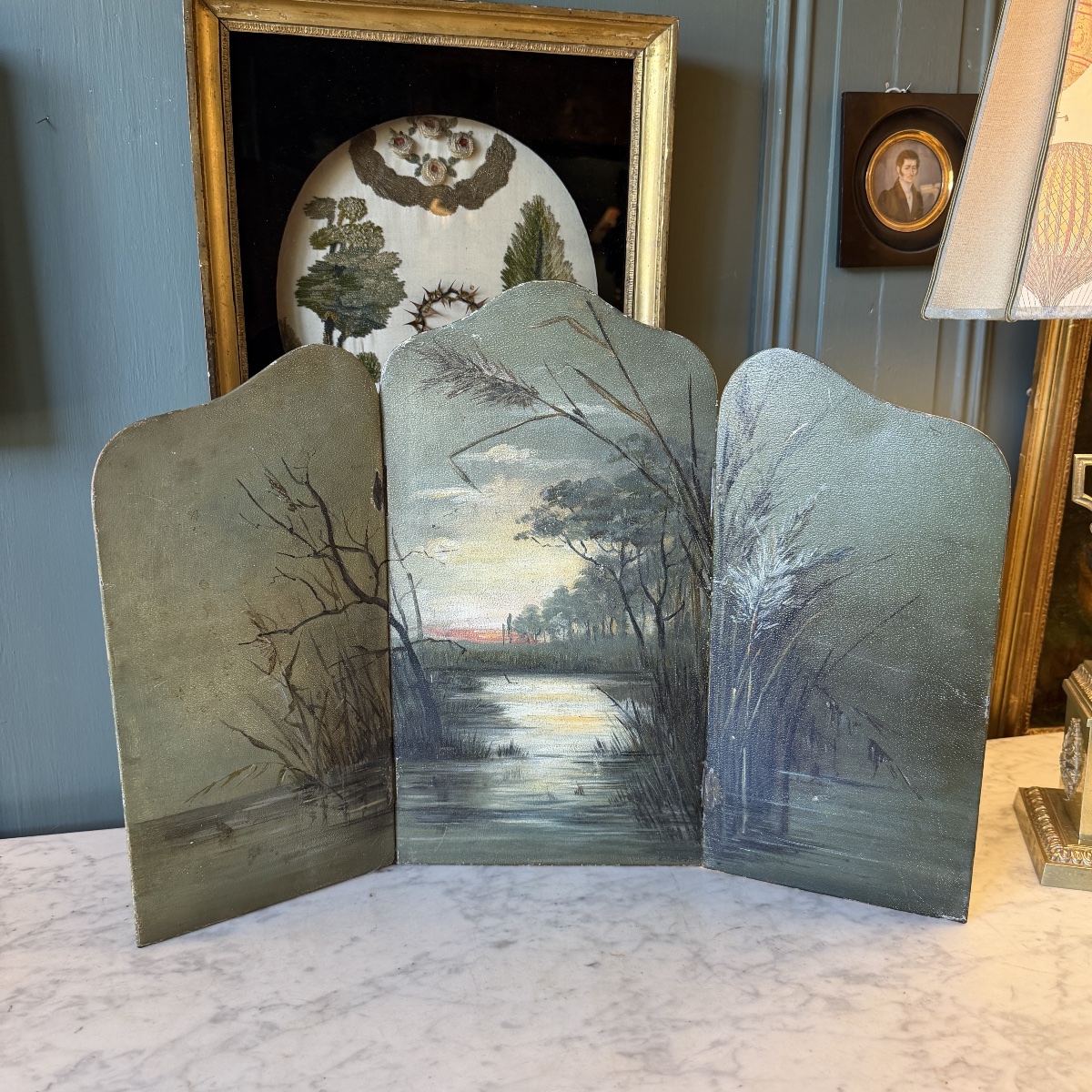 Early 20th-century Painted Sheet Metal Tabletop Screen