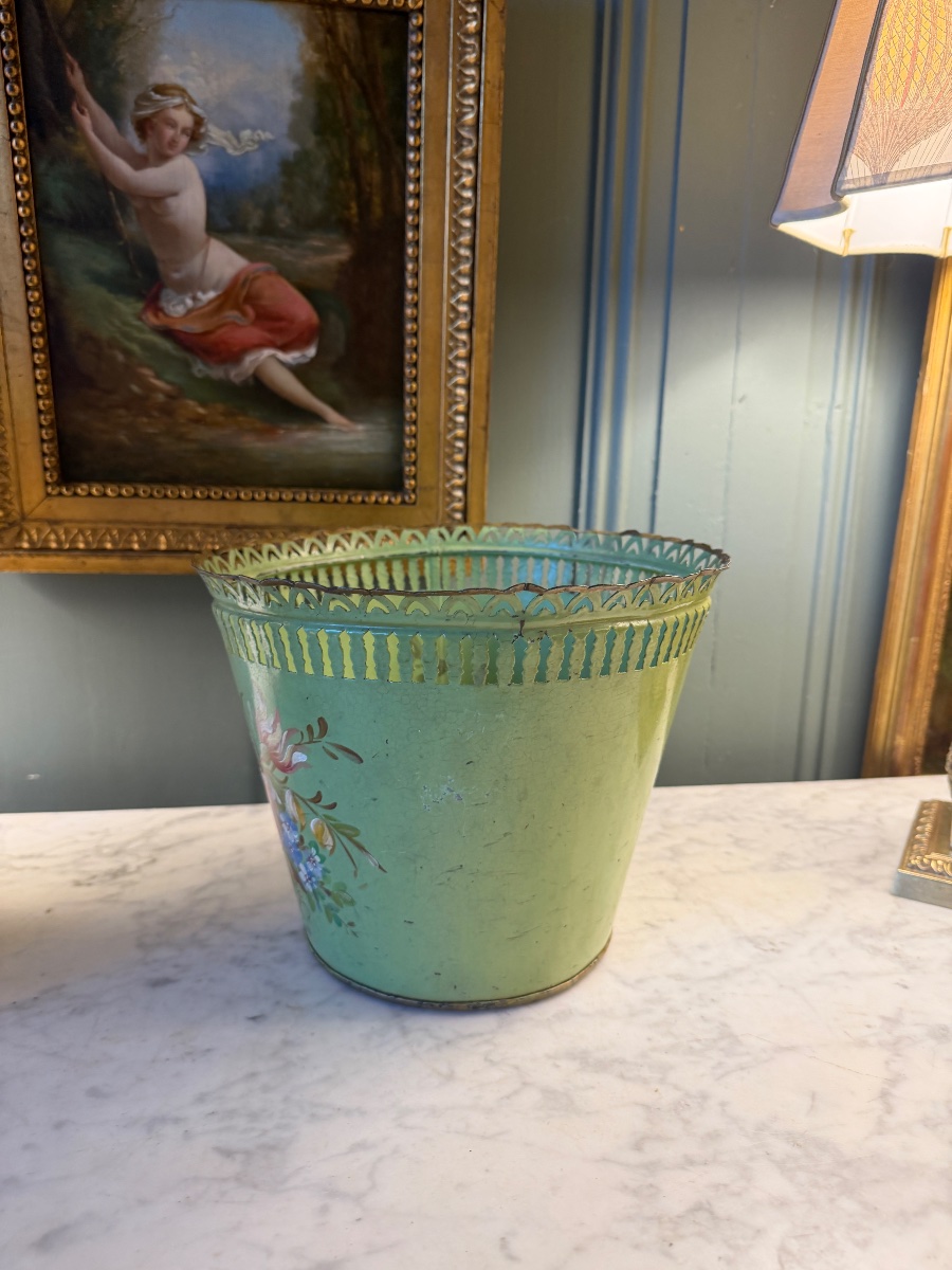 Potted Plant Holder Or Basket Made Of Painted Sheet Metal, Height 19 Cm-photo-3