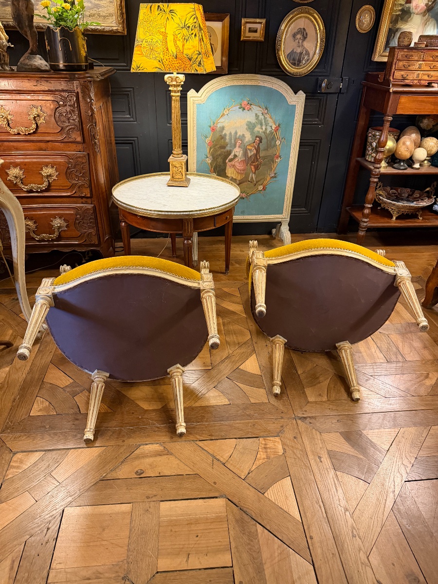 Paire de fauteuils cabriolets en bois peint-photo-7