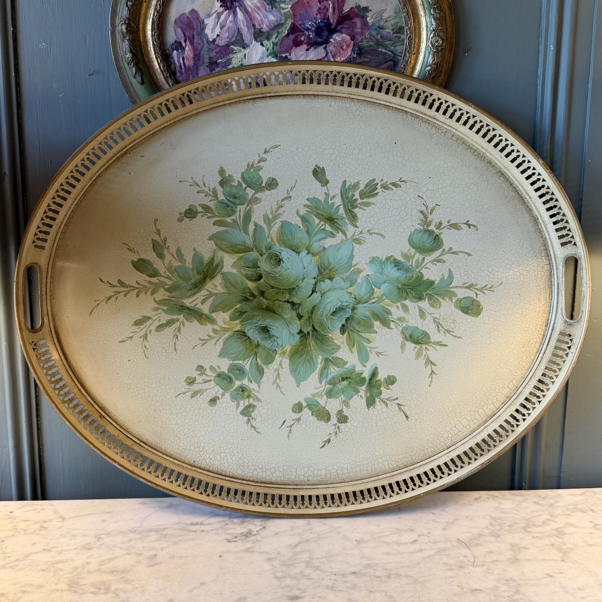 Large Oval Tray Made Of Painted Sheet Metal, 60.5 Cm X 48.5 Cm