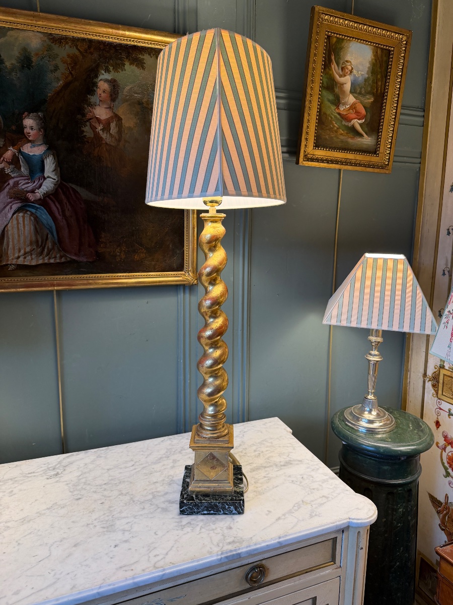 Grande lampe en bois doré torsadé, Hauteur 84 cm-photo-2