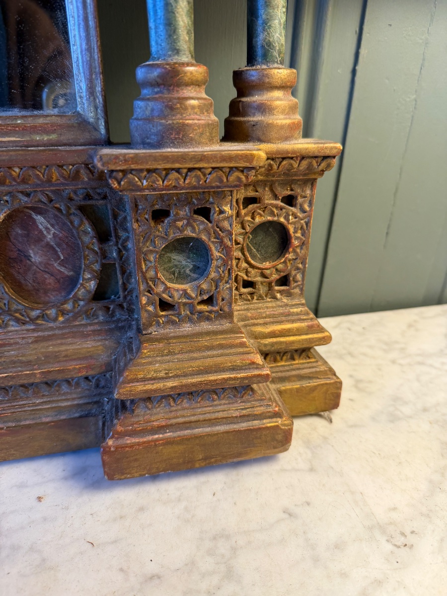 Architectural Mirror With A Pediment And Freestanding Columns Made Of Painted And Gilded Wood-photo-1