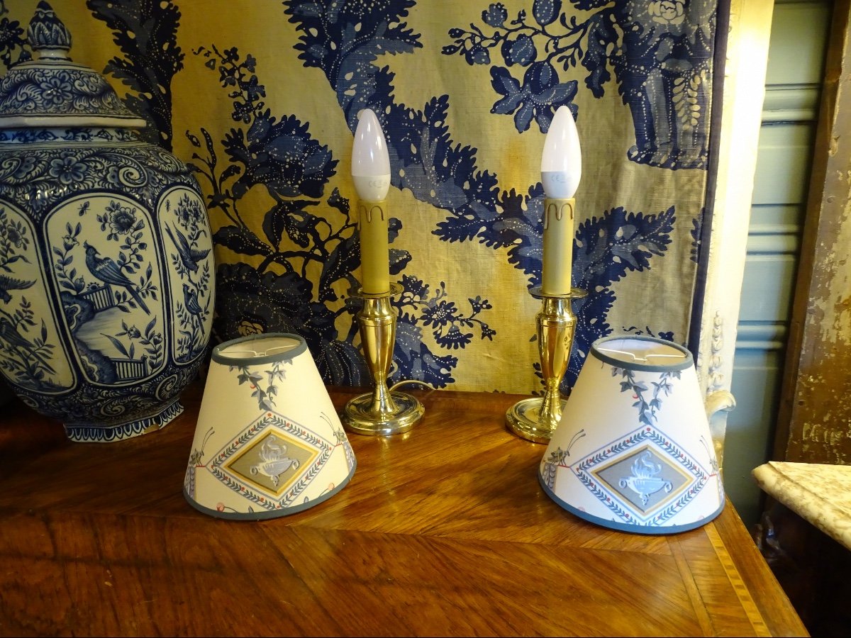 Small Pair Of Lamps-photo-3