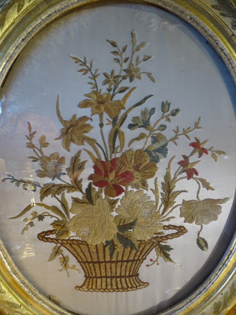 Embroidery On Silk, Bouquet Of Flowers In Medallion-photo-4