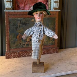 Toinon, Marionnette à gaine du théâtre Guignol
