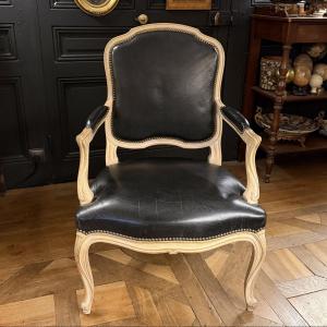 Fauteuil à la reine en bois peint