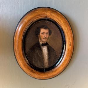 Small Portrait Of A Man From The 19th Century, 20.5 Cm X 17 Cm