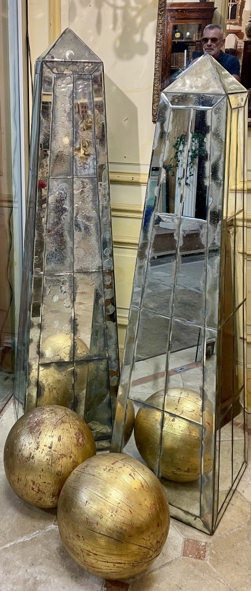 Obélisques en miroirs au mercure -photo-2