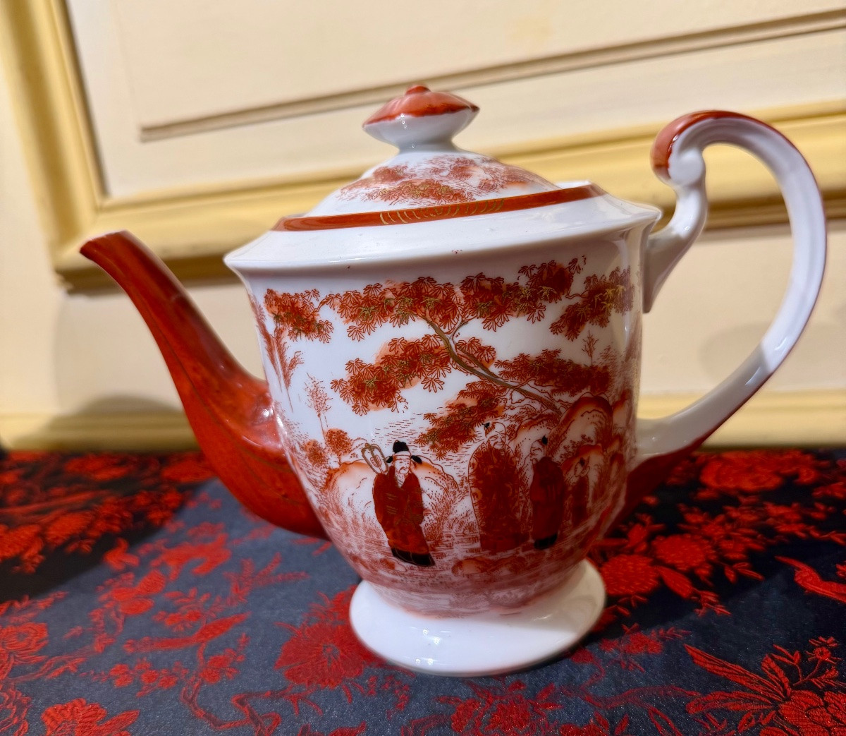 Porcelain Tea Set -photo-2