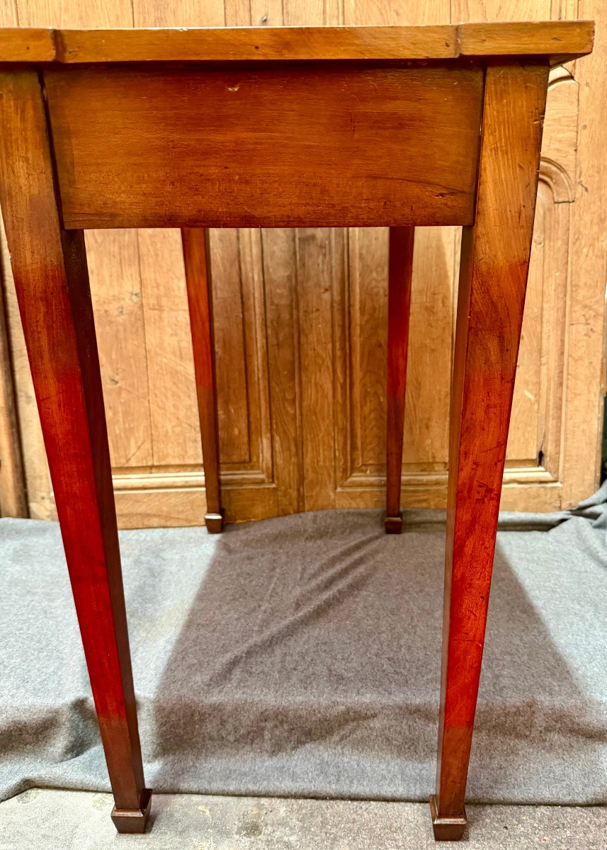 Cabaret Table -photo-1