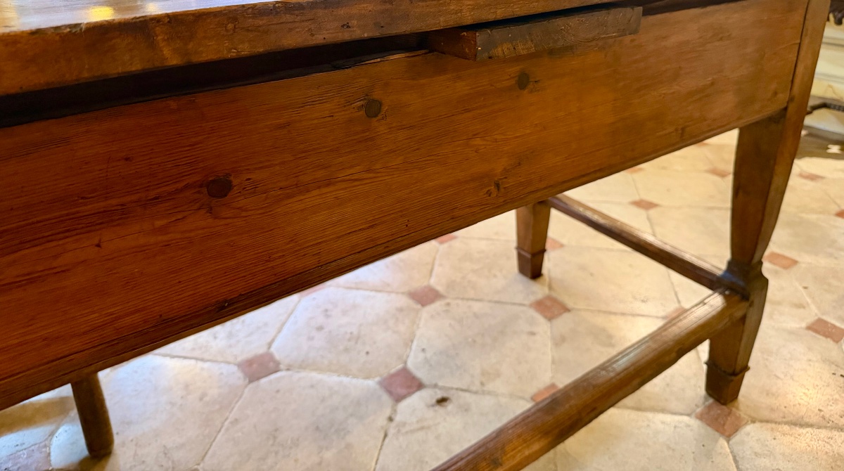 Italian-style Table -photo-3