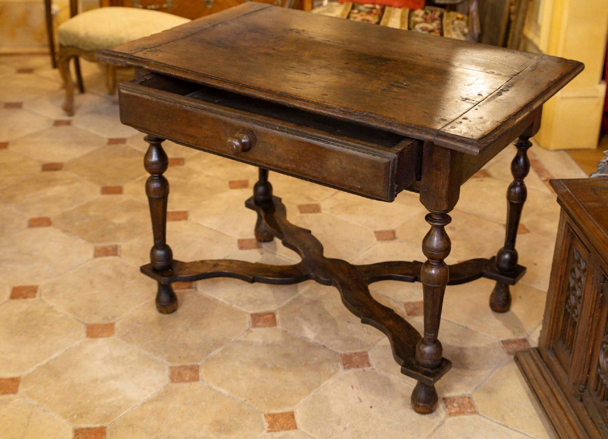 Louis XIII Table -photo-2