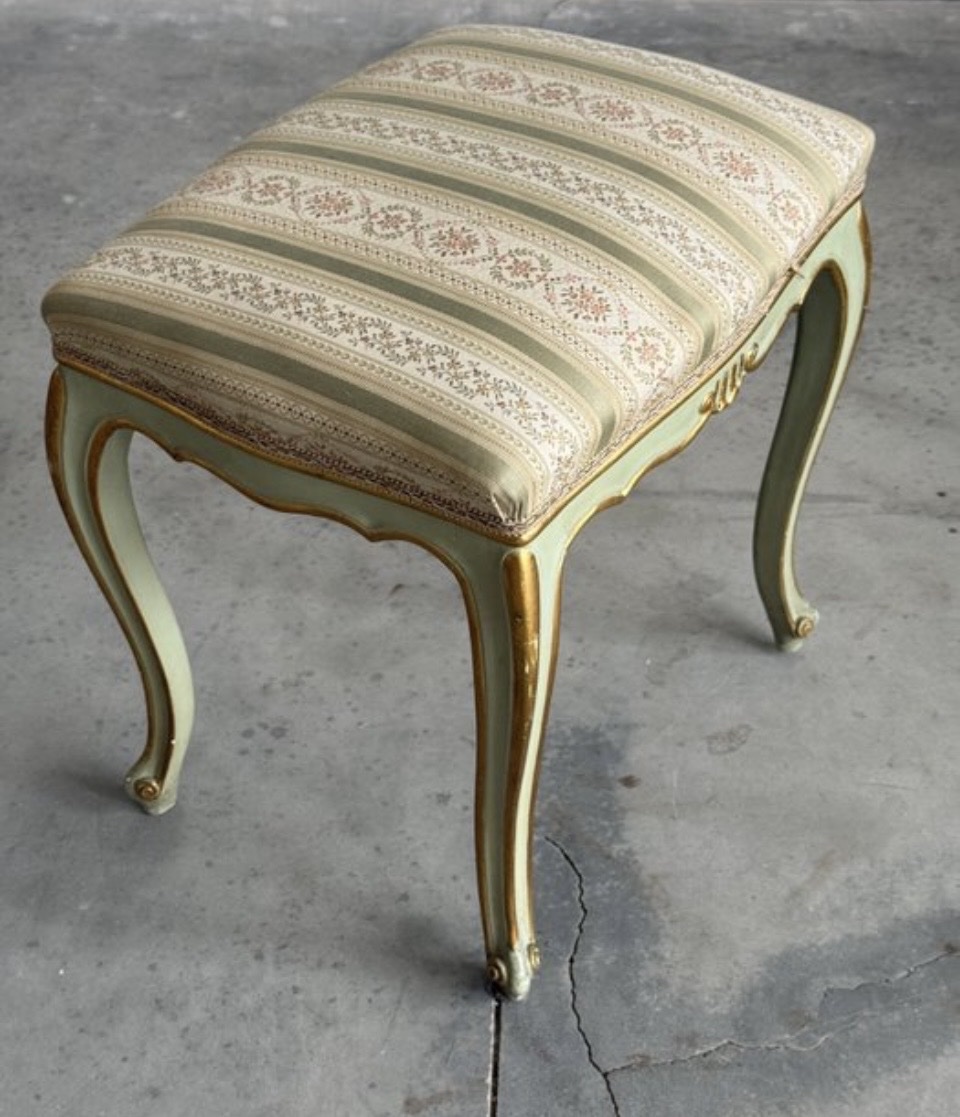 Louis XV Stool -photo-3