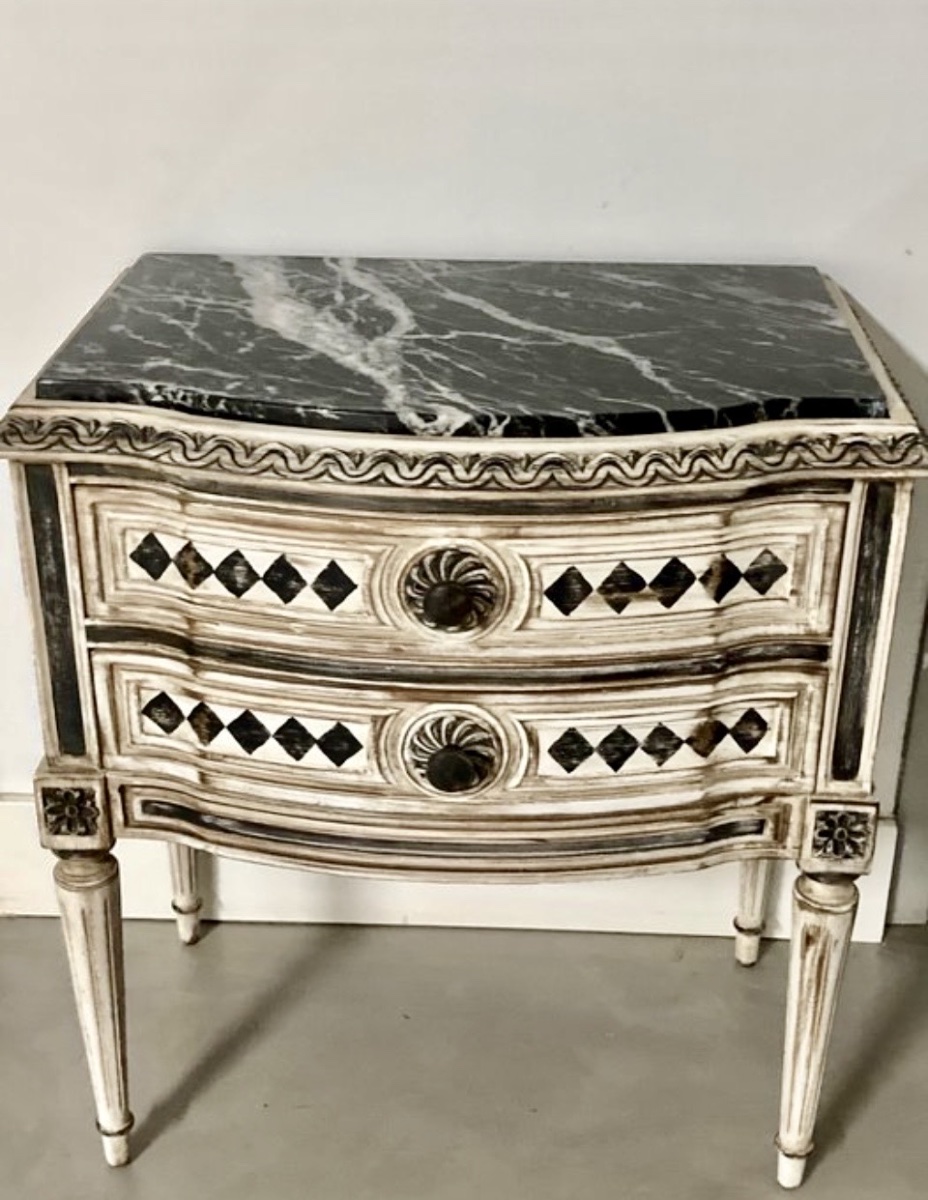 Commode Louis XVI 