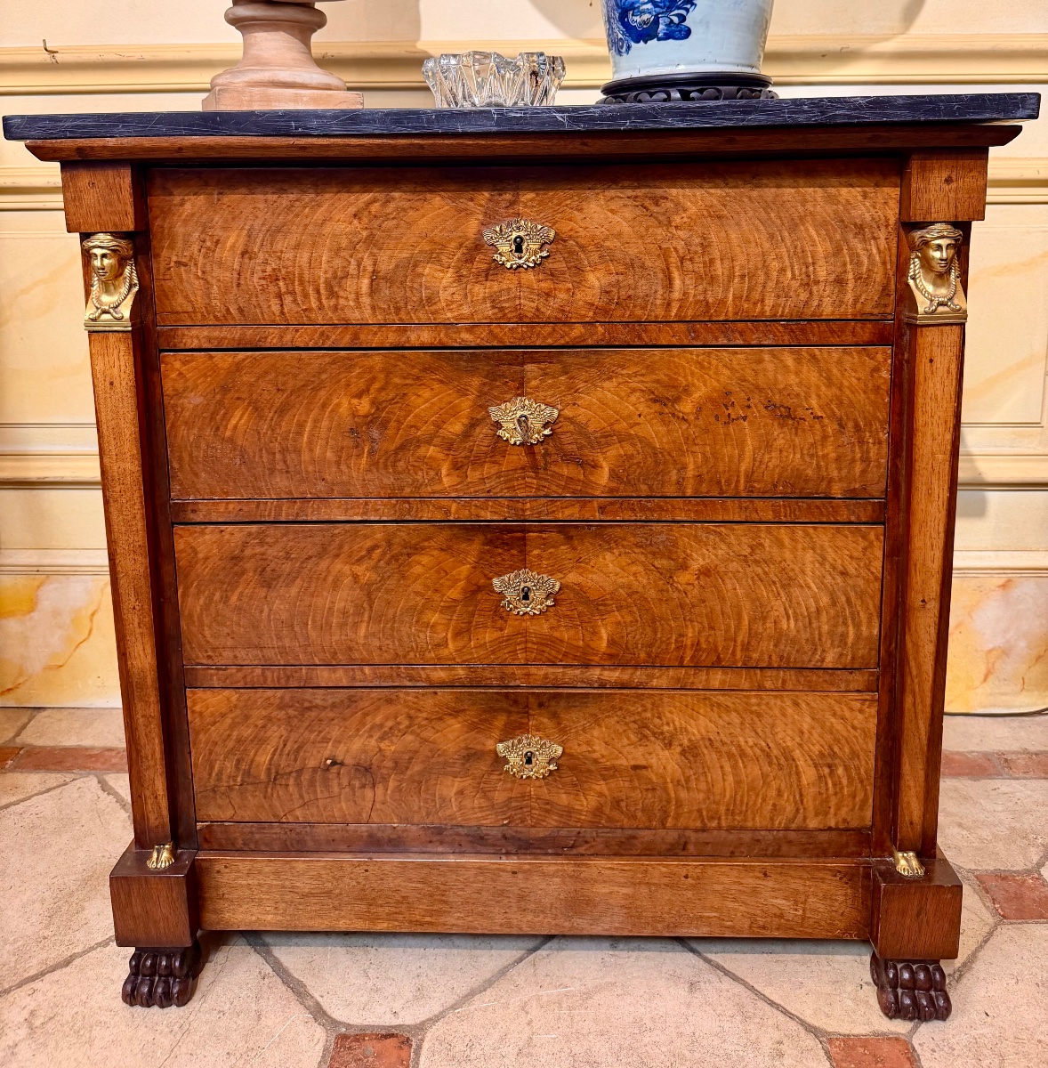 Commode Empire 