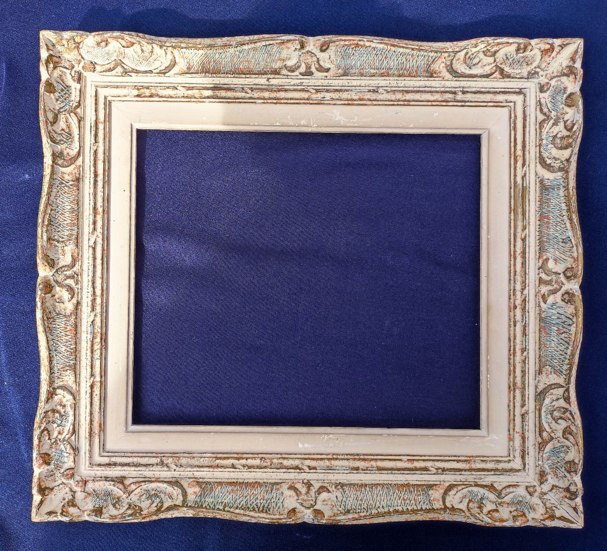 Montparnasse Frame, Carved Wood, Patinated Rebate, 33 Cm X 28 Cm 