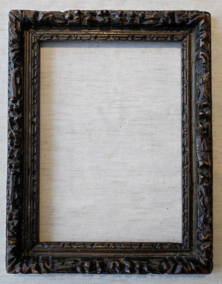 ancien cadre 17 ème bois sculpté feuillure 27 cm x 19 cm  format 3F