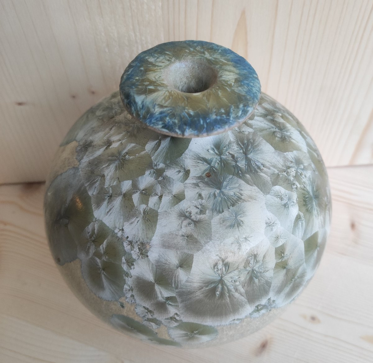 vase irisé Marius Bessone céramique Vallauris daté 84-photo-3