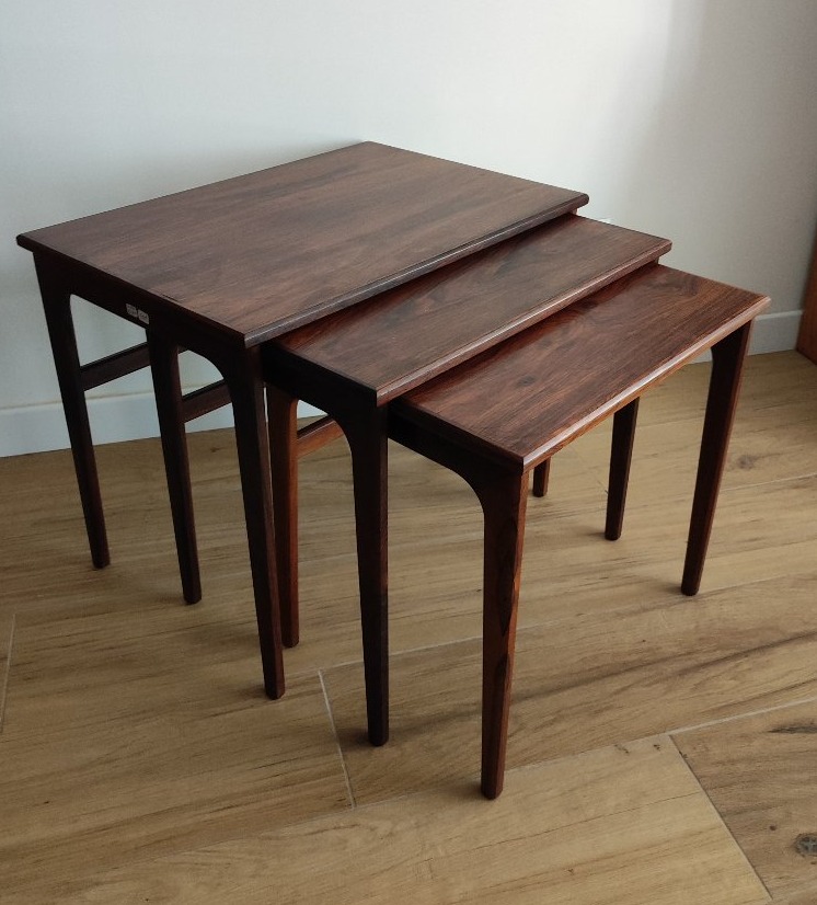 Ensemble de table gigogne scandinave
