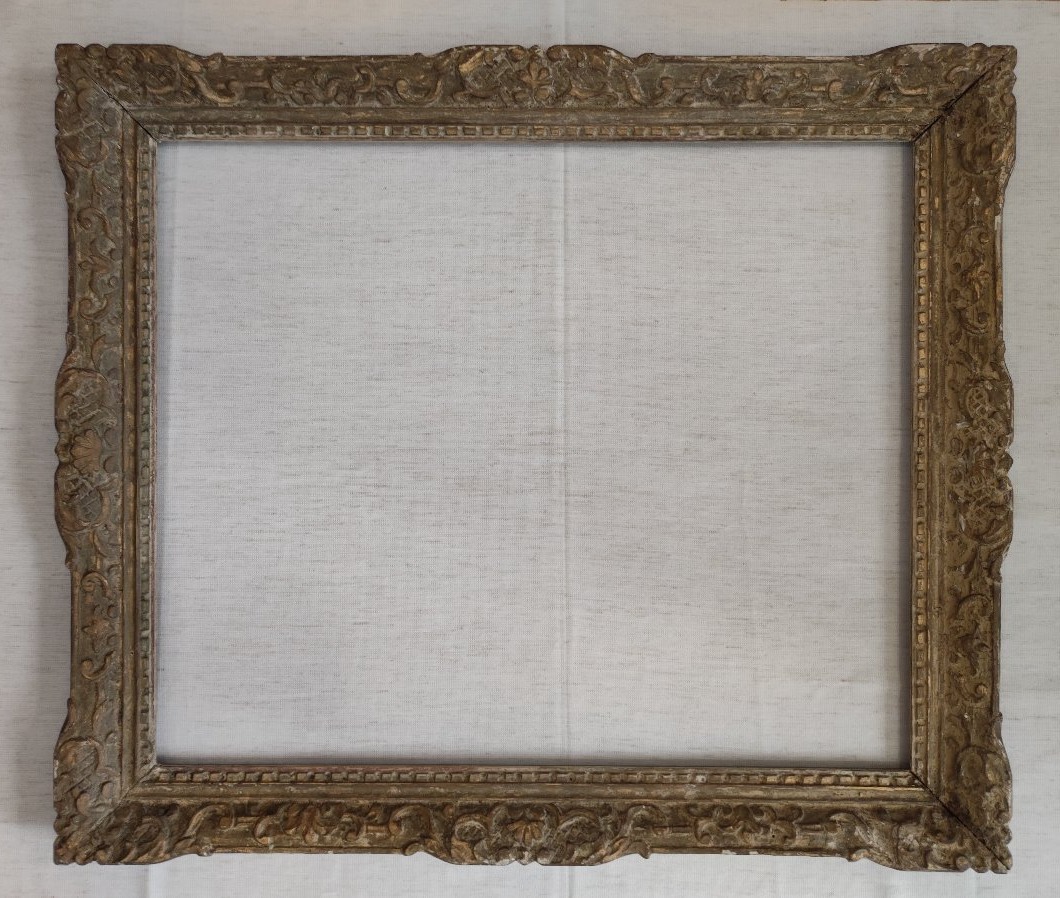 Montparnasse Wooden Frame, Carved With A Patina Finish, Rebated, 70 Cm X 58 Cm