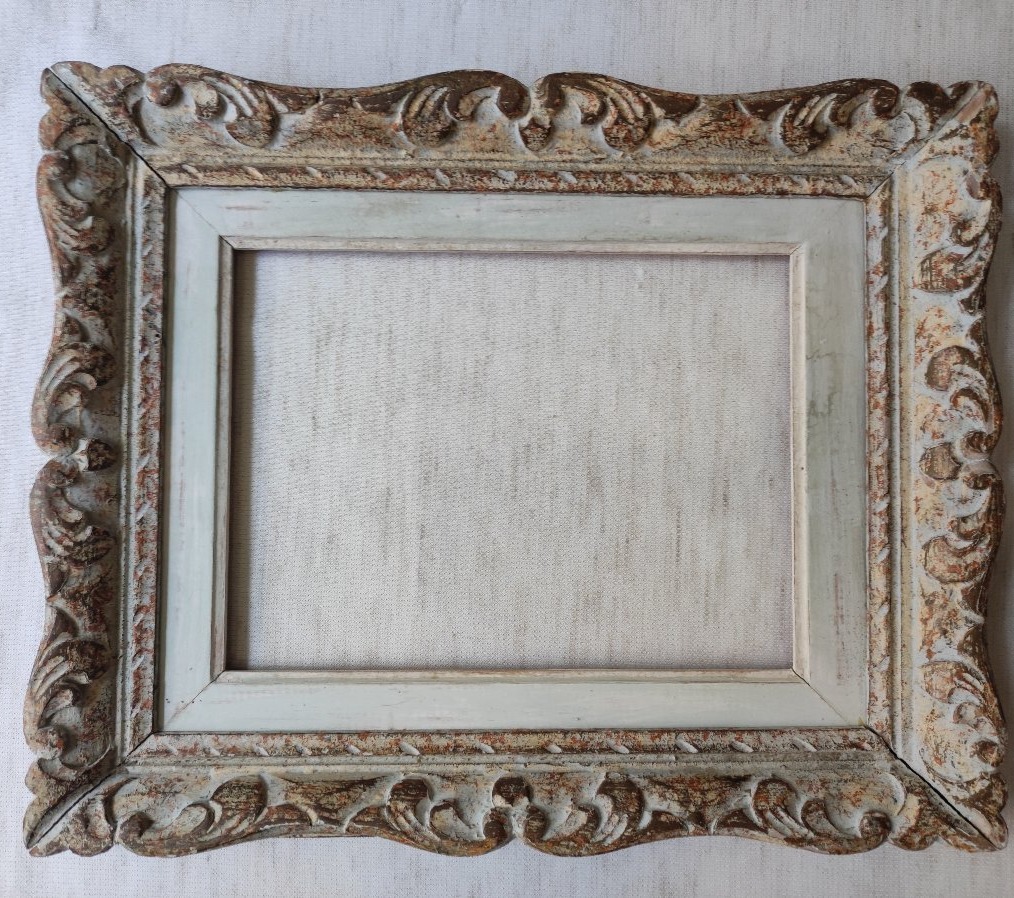 Montparnasse Frame, 24 Cm X 18 Cm, Carved Wood With A Patina Finish 