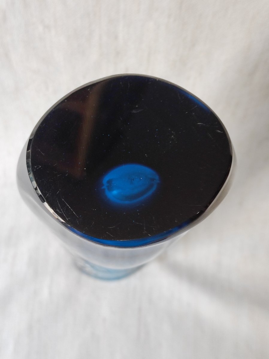 Vase Daum cristal bleu signé -photo-3