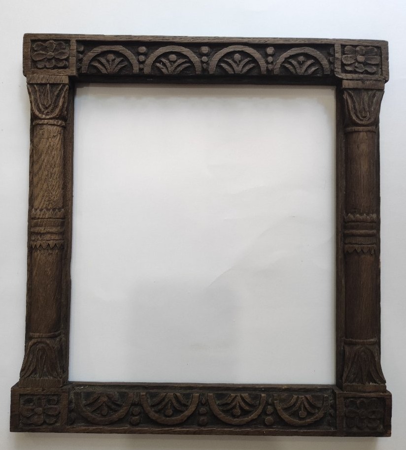 Ancien cadre a colonne bois naturel sculpté feuillure 26 cm x 23 cm -photo-2