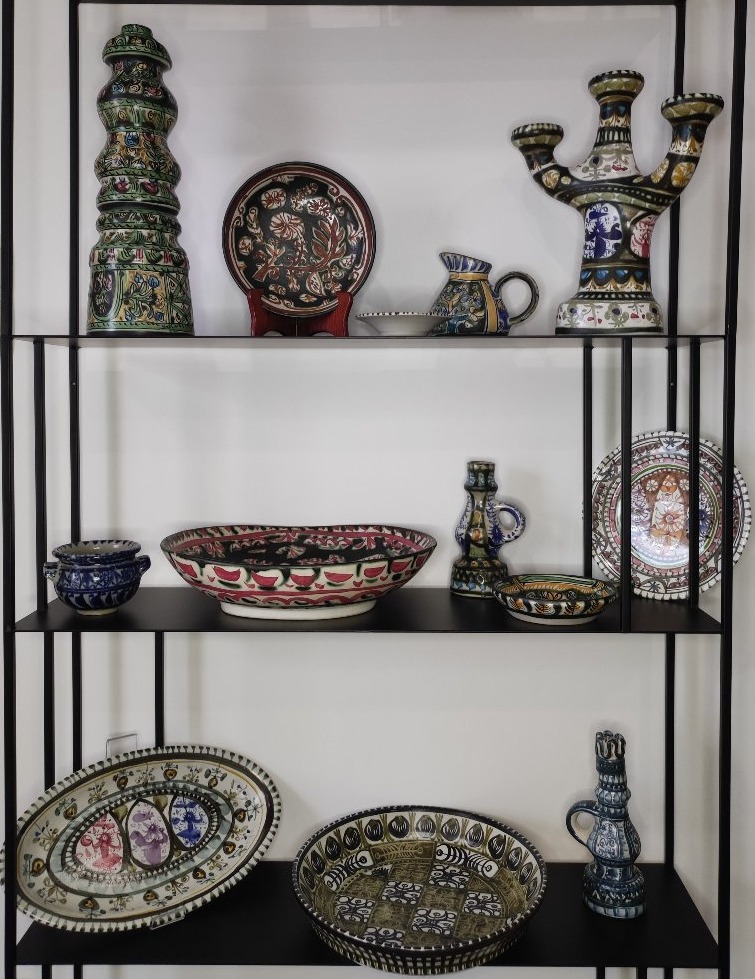 Bel ensemble collection céramique keraluc Quimper Yvain, horellou, l'helguen, Millot 