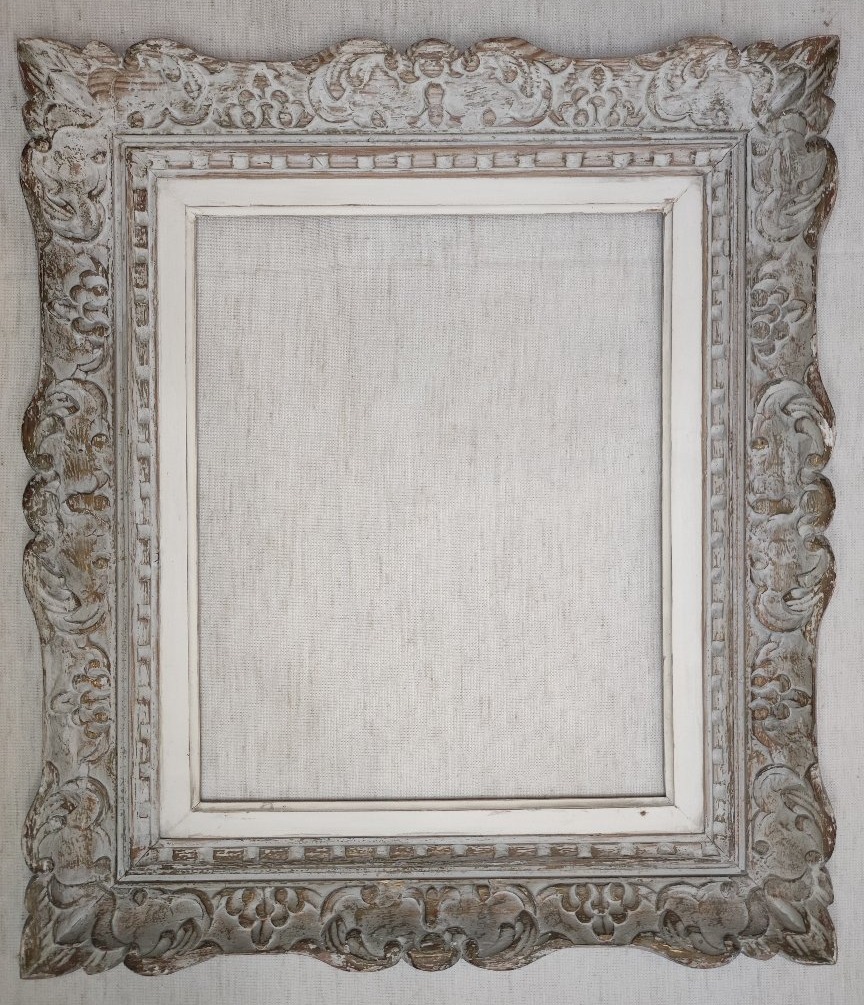 Montparnasse Wooden Frame, Carved With A Weathered Finish, Rebate, 41 Cm X 33 Cm, 6f Size