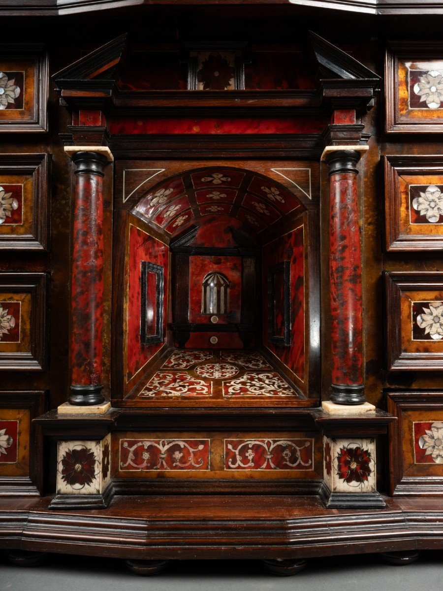 17th Century Antwerp Cabinet-photo-4