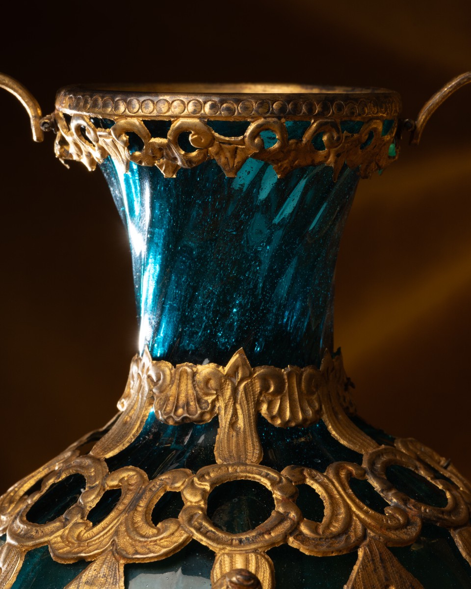 Vase médicéen en verre bleu, cuivre et bronze dorés-photo-2