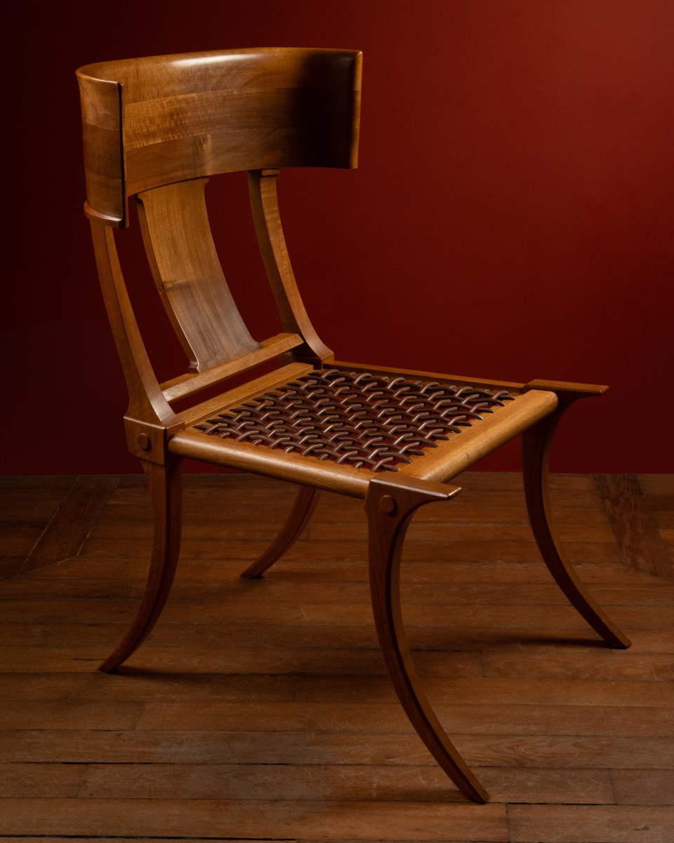 Paire de larges chaises klismos par Robsjohn-Gibbings et Saridis d’Athènes-photo-2