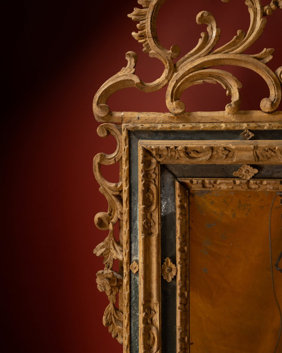 Miroir piémontais à parcloses et fronton ajouré-photo-2