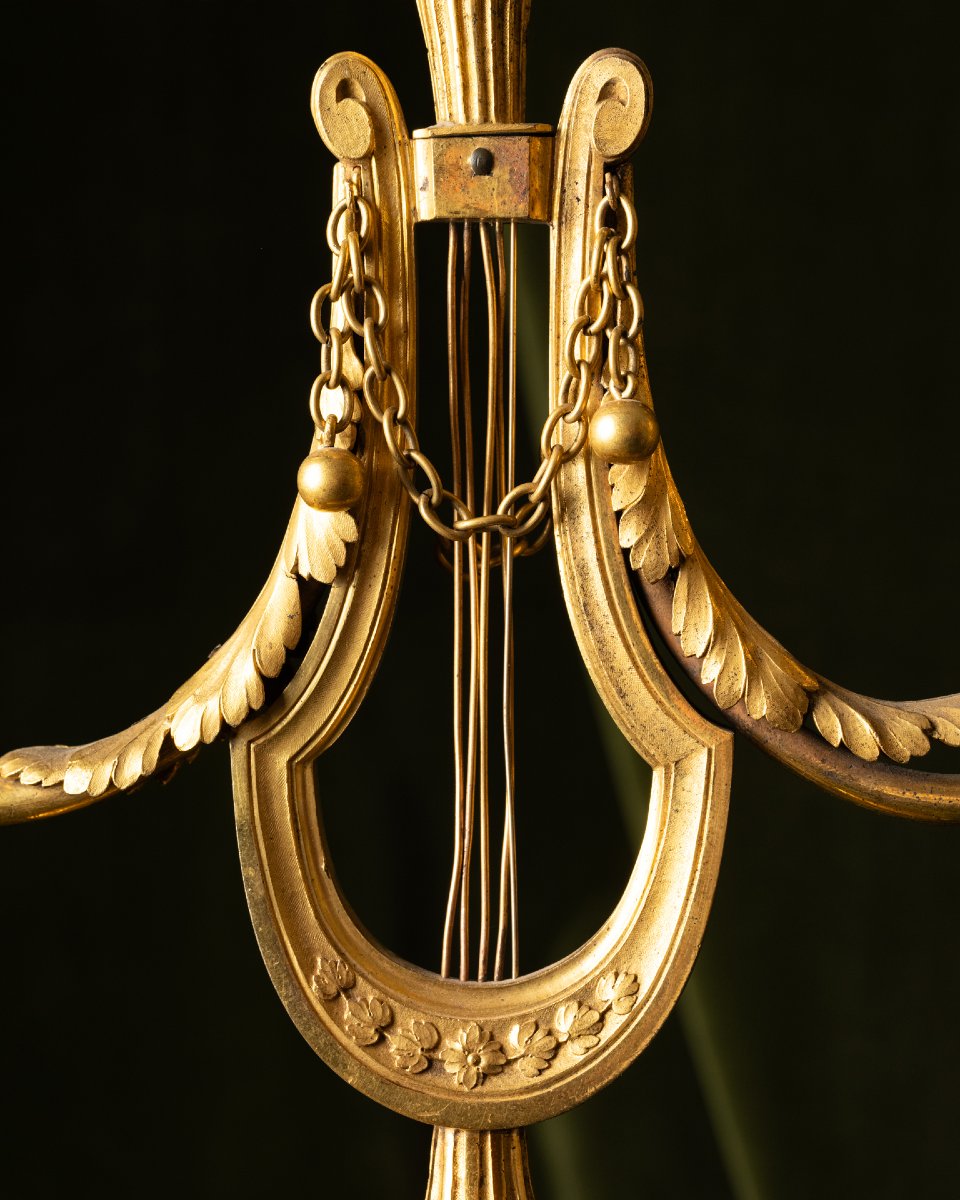 Paire de candélabres aux serpents et aux lyres-photo-3