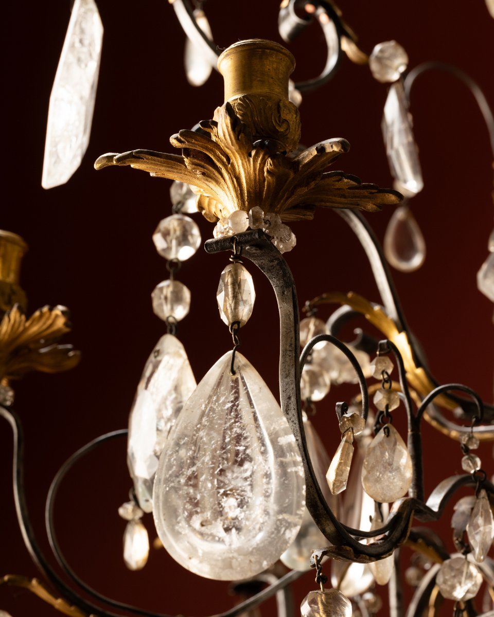 A Six-light Chandelier In Hammered Iron And Gilt Bronze-photo-3