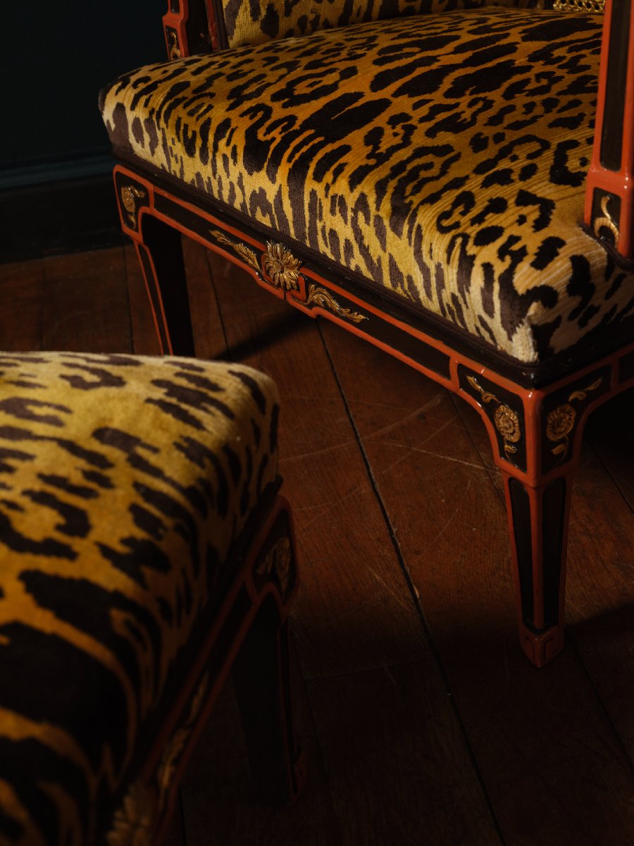 Fauteuil-bergère sinisant et son tabouret, ca. 1900-photo-3