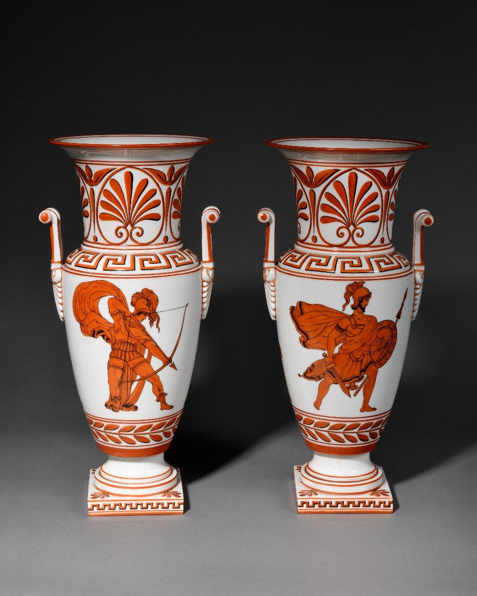 Maison Julienne Ou Jullienne – Paire De Vases à L’étrusque