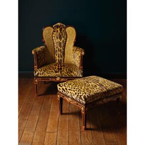 Fauteuil-bergère sinisant et son tabouret, ca. 1900